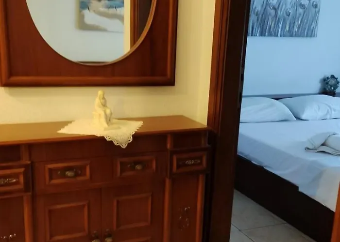 Breeze Sea Nea Iraklitsa